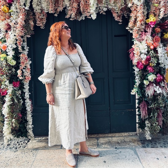 Meet your Posher, Rhiannon - Picture 3 of 7